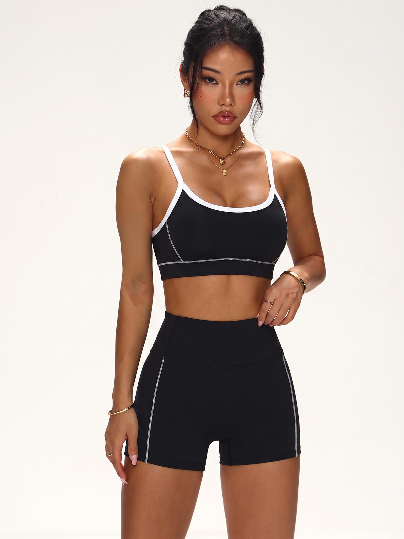 طقم رياضي نسائي بدون خياطة بحو - مراجعة Minimizer Bra Women وسعره